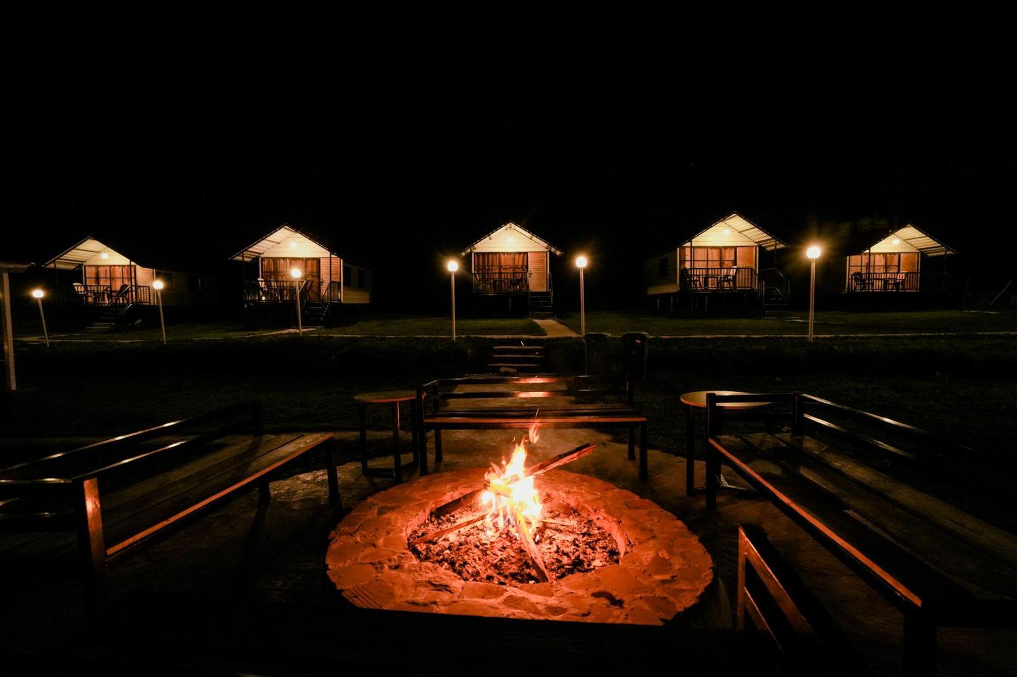 The Hillside Cottages 카나탈 외부 사진