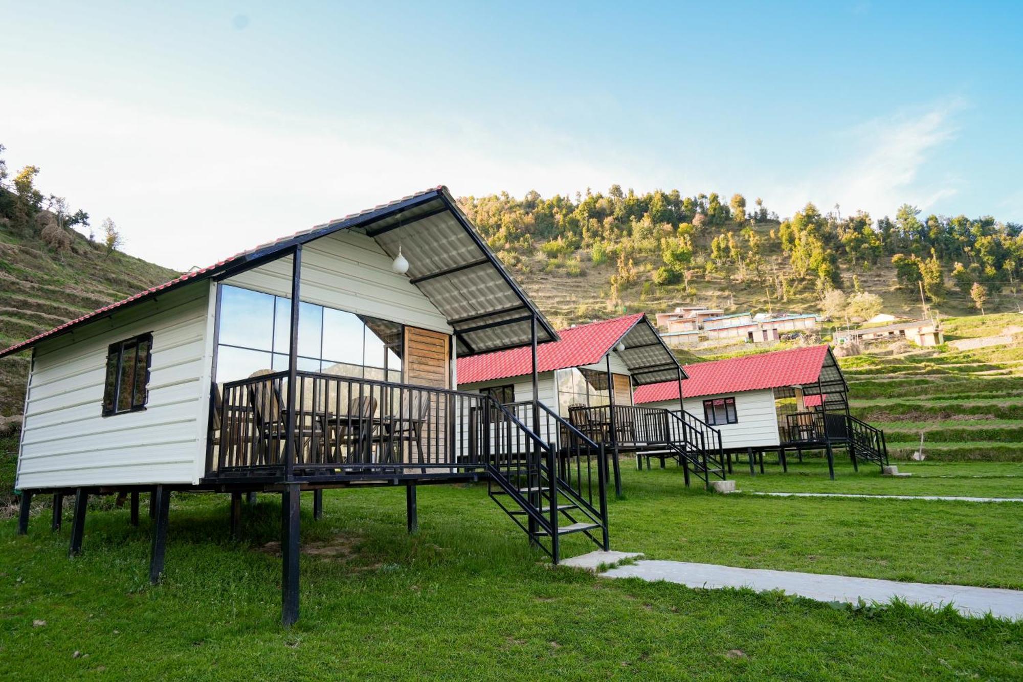 The Hillside Cottages 카나탈 외부 사진